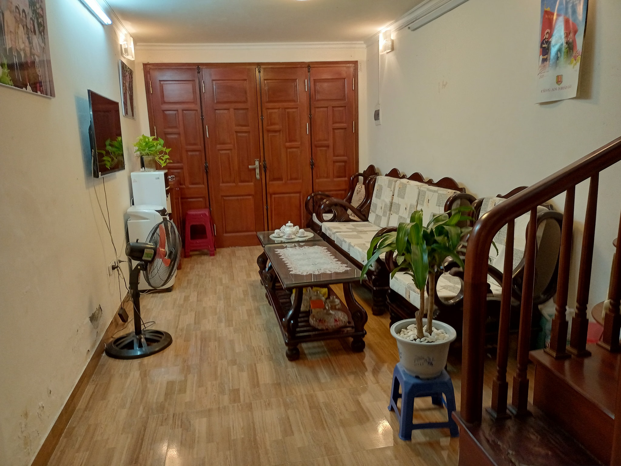 Beautiful house for rent in Hoang Hoa Tham, Tay Ho, Ha Noi  0784092999